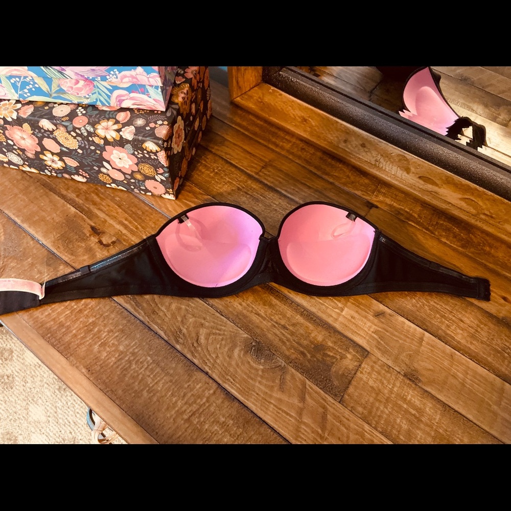 ‘PINK’ Wear Everywhere Push-Up Black Strapless - Picture 2 of 4